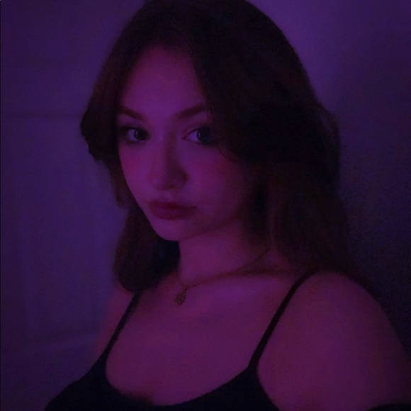 Meet your Posher, Emma - Picture 1 of 1